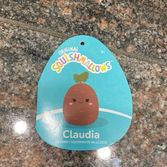 Squishmallows Claudia Beetroot 5 - Picture 4 of 5